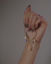 將圖片載入圖庫檢視器 【THREADS 限時推廣8折】 Rainy Dayz - 18KGP Solar & Luna Hoop Earrings