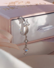 Load image into Gallery viewer, Ethereal - 925 Sliver Moonstone Earrings