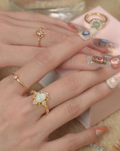 Load image into Gallery viewer, Sky Rise - 18KGP Gold Earrings