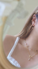 Load image into Gallery viewer, 8-awn Star - 14KGP Ear Cuff
