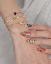 Load image into Gallery viewer, Lina - 14KGP CZ Heart Bracelet
