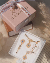 將圖片載入圖庫檢視器 Light Seeker - CZ Star Cuff Earrings