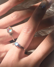 Load image into Gallery viewer, Moon River & Wave - 925 Silver Moonstone / CZ Rings