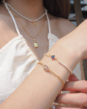 Load image into Gallery viewer, Iris Glint - 18KGP Bracelets