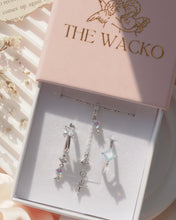 Load image into Gallery viewer, Ethereal - 925 Sliver Moonstone Earrings