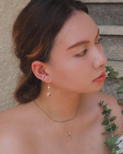 Load image into Gallery viewer, Rainbow Energy - 18KGP EAR CUFF