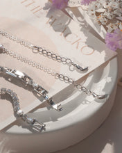 將圖片載入圖庫檢視器 Moon Chaser - 925 Silver Moonstone Bracelet