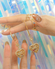 ๅฐๅ็่ผๅ
ฅๅๅบซๆชข่ฆๅจ Love at first sight - Heart Shaped Hoop Earrings