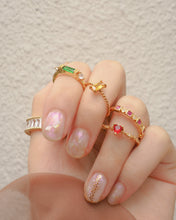 Load image into Gallery viewer, Adina & Vintage Frame - TITANIUM STEEL GOLD RINGS (waterproof)