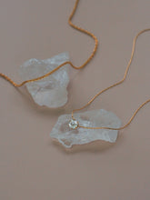 將圖片載入圖庫檢視器 Classic Gem & Goldie Essential Necklace (防水物料)
