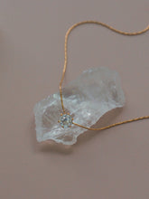 將圖片載入圖庫檢視器 Classic Gem & Goldie Essential Necklace (防水物料)
