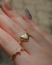 Load image into Gallery viewer, A01 - Gold Ring
