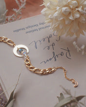 將圖片載入圖庫檢視器 You Are Magic - Crescent Moon Bracelet
