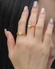 Load image into Gallery viewer, THE STAR - Ring ✦ 925 Silver ™ + 18K Gold
