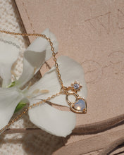 Load image into Gallery viewer, 【限量版】LOVE LOCK - Bracelet ✦ Waterproof™
