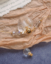 將圖片載入圖庫檢視器 【可打開放香水】HEARTFELT - White Crystal Perfume Necklace ✦ Waterproof™
