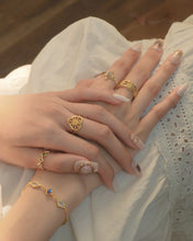 Load image into Gallery viewer, 【最後2件】 Rosie - Gold Ring
