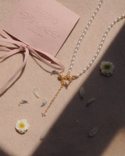 Load image into Gallery viewer, Blossomy - Pearl Necklace
