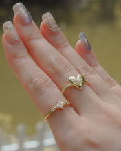 Load image into Gallery viewer, A01 - Gold Ring
