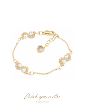 Load image into Gallery viewer, SASSY - Pearl Bracelet
