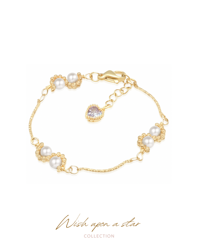 SASSY - Pearl Bracelet