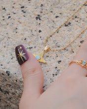 Load image into Gallery viewer, COURAGE STAR - Gold Opal Necklace
