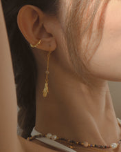 將圖片載入圖庫檢視器 Wish Maker - Hamsa Earrings
