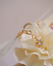 Load image into Gallery viewer, STARLIGHT - Earrings
