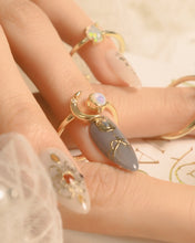 將圖片載入圖庫檢視器 Take A Breath - Opal Rings
