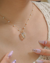 Load image into Gallery viewer, GEMY - White Crystal Necklace
