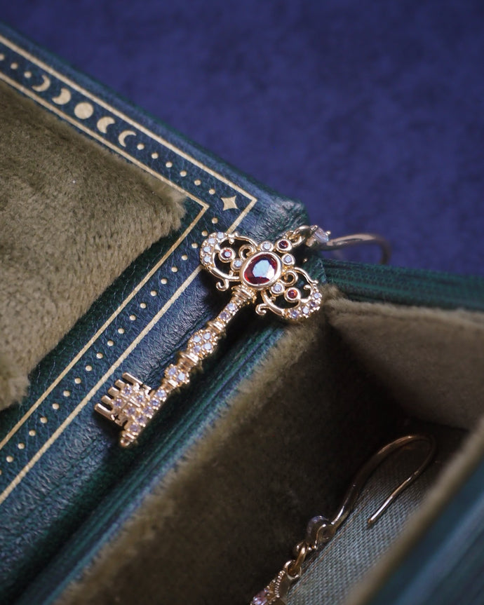 MAGIC KEY - Earrings