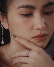 Load image into Gallery viewer, 【高品質鑒定】CONSTELLAR - Moonstone Ring ✦ 925 Silver ™
