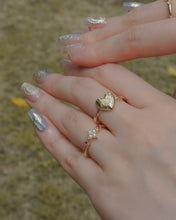 Load image into Gallery viewer, A02 - Gold Ring
