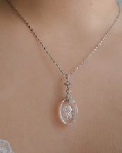 画像をギャラリービューアに読み込む, Eternal Rose Ver.1 - Silver Necklace ✦ Waterproof™
