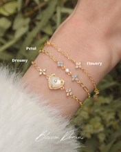 Load image into Gallery viewer, Petal - 18KGP Bracelet
