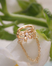 將圖片載入圖庫檢視器 Butterfly - Gold Ear cuff
