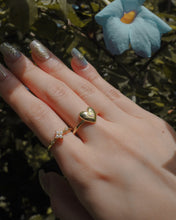 Load image into Gallery viewer, A01 - Gold Ring
