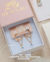 Load image into Gallery viewer, Gold Lunasol - Earrings
