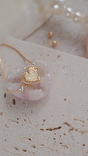 將圖片載入圖庫檢視器 Heart Glow - Gold Vermeil Opal Star Bracelet
