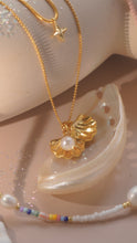 將圖片載入圖庫檢視器 Sea Shell - Gold Titanium Steel Double Layered Necklace *Waterproof
