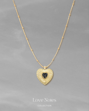 將圖片載入圖庫檢視器 Retro Heart in Black - Gold Titanium Steel Necklace *Waterproof
