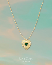 將圖片載入圖庫檢視器 Retro Heart in Dark Green - Gold Titanium Steel Necklace *Waterproof
