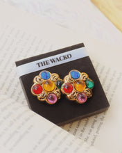 Load image into Gallery viewer, APOLLO - VINTAGE BUTTON EARRINGS
