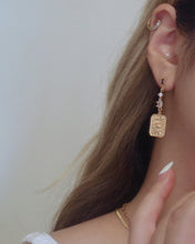 將圖片載入圖庫檢視器 Saint - Gold Vermeil Earrings

